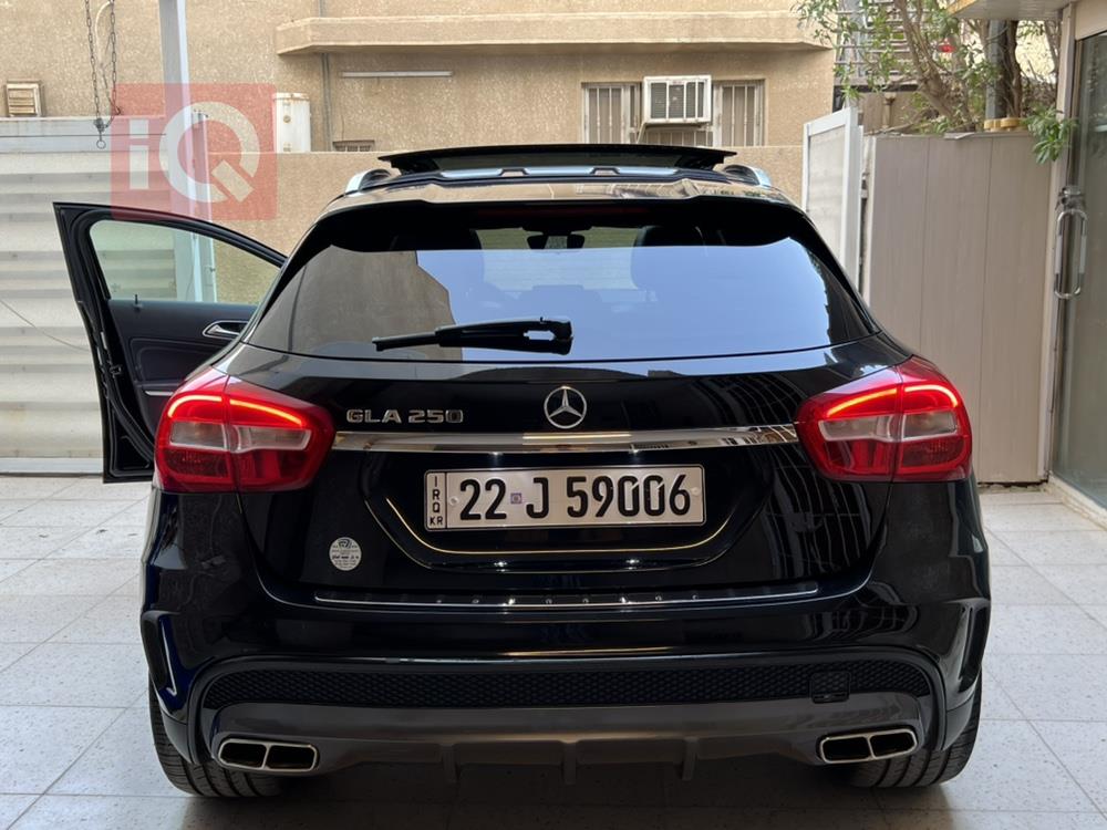 مرسيدس بنز GLA